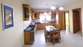 Гостиница Aurora Apartment  Зуррик